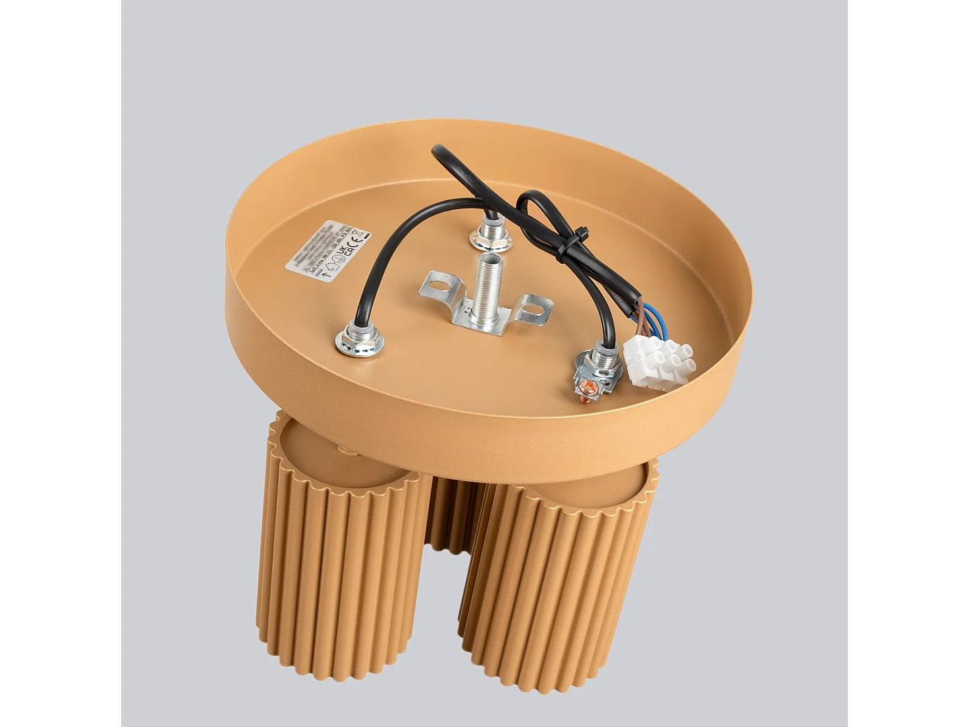 Lampada Da Soffitto Karbon Minimalista Di Alluminio - 3 Sorgenti Luminose - L.19,5 X A.18 Cm - D'Oro