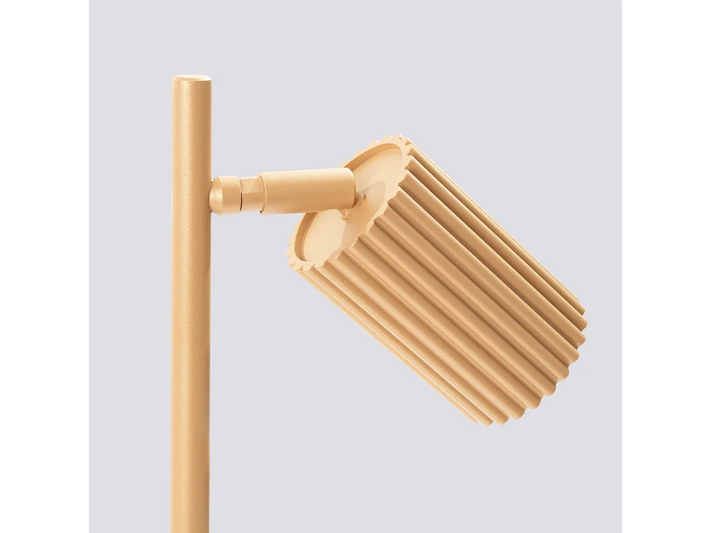 Lampe De Bureau Karbon Minimaliste En Aluminium - 1 Sources Lumineuses - L.14,5 X H.43 Cm - Doré