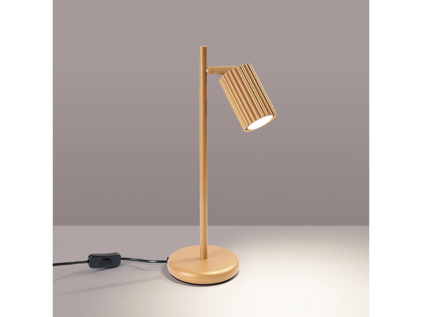 Lampe De Bureau Karbon Minimaliste En Aluminium - 1 Sources Lumineuses - L.14,5 X H.43 Cm - Doré