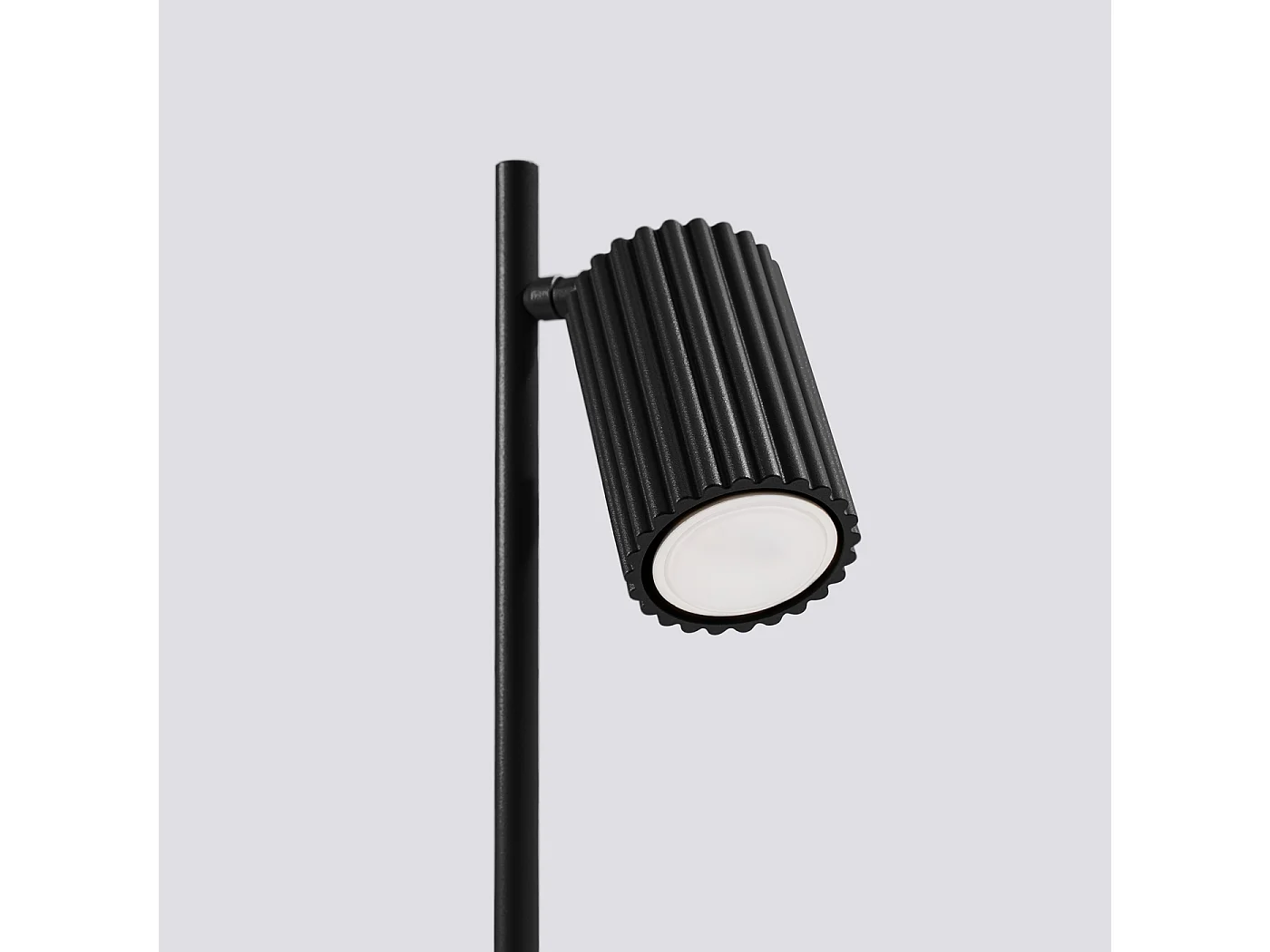 Schreibtischlampe KARBON minimalistisch aus  Aluminium - 1 lichtquellen - L.14,5 x H. cm - Schwarz