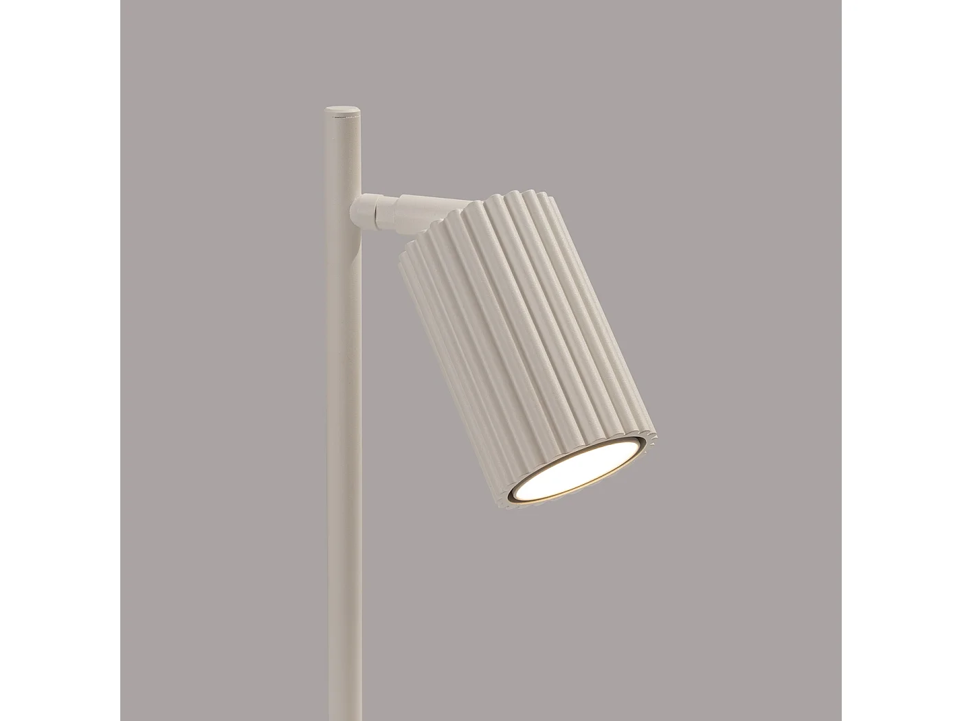 Lampe De Bureau Karbon Minimaliste En Aluminium - 1 Sources Lumineuses - L.14,5 X H.43 Cm - Beige