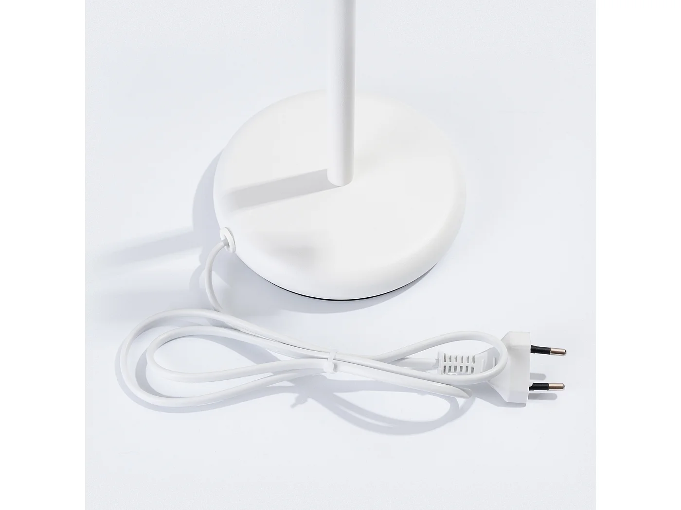 Lampe De Bureau Pastelo Moderne En Acier - 1 Sources Lumineuses - L.14 X H.43 Cm - Blanc
