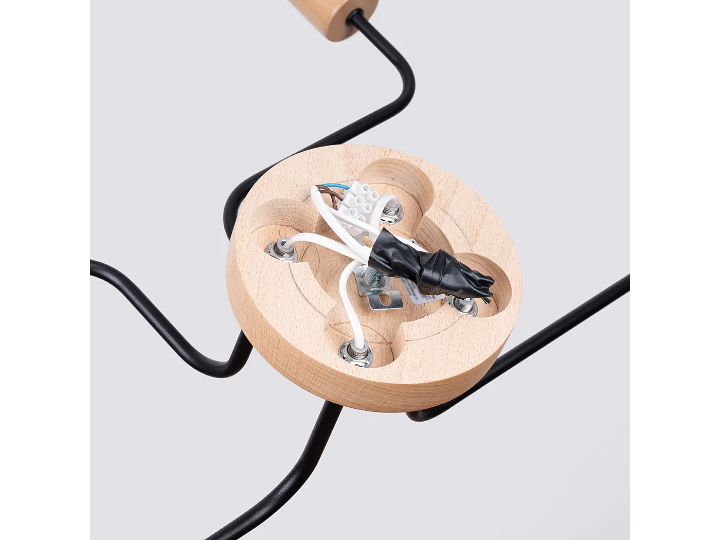 Lustre Timbo Grenier En Acier/Bois - 4 Sources Lumineuses - L.75 X H.16,5 Cm - Noir/Bois Naturel