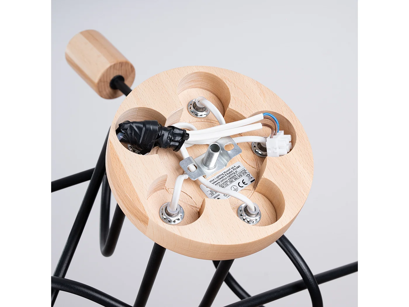 Lustre Ember Minimaliste En Acier/Bois - 5 Sources Lumineuses - L.15 X H.26 Cm - Noir/Bois Naturel