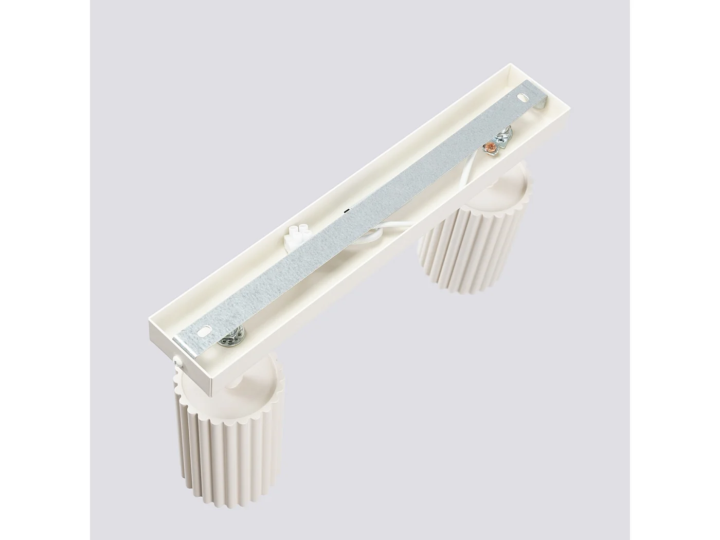 Plafonnier Karbon Minimaliste En Aluminium - 2 Sources Lumineuses - L.30 X H.16,5 Cm - Beige