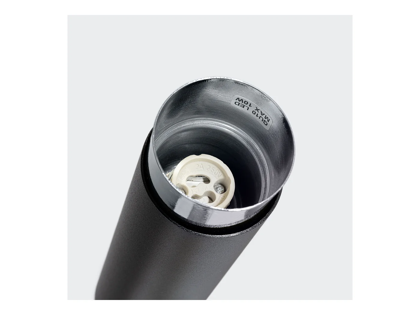 Plafonnier Nero Moderne En Acier - 1 Sources Lumineuses - L.6 X H.12,5 Cm - Noir/Chromé