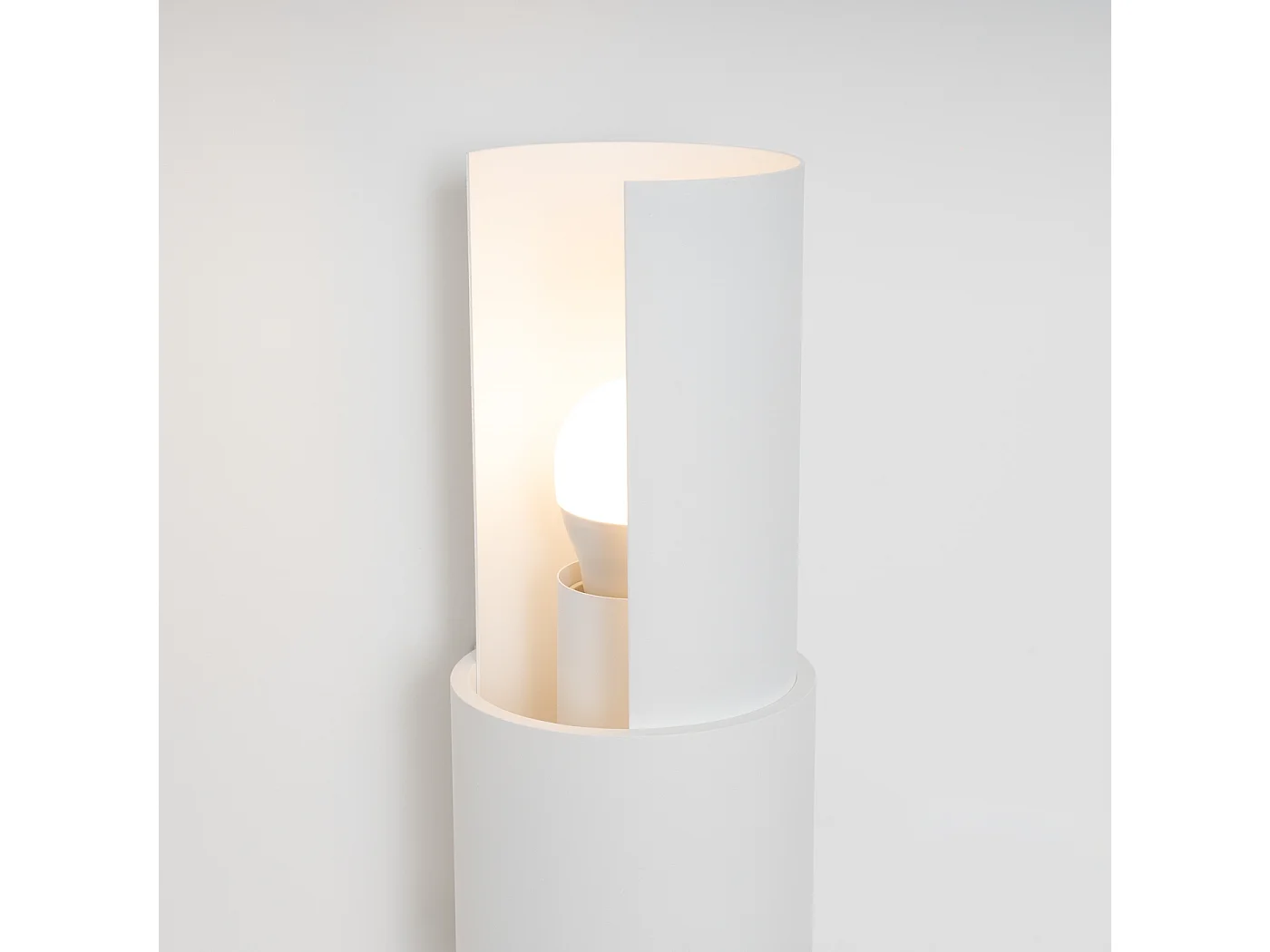 Lampada da parete FLASH minimalista di acciaio - 2 sorgenti luminose - L.10 x A.37 cm - bianco