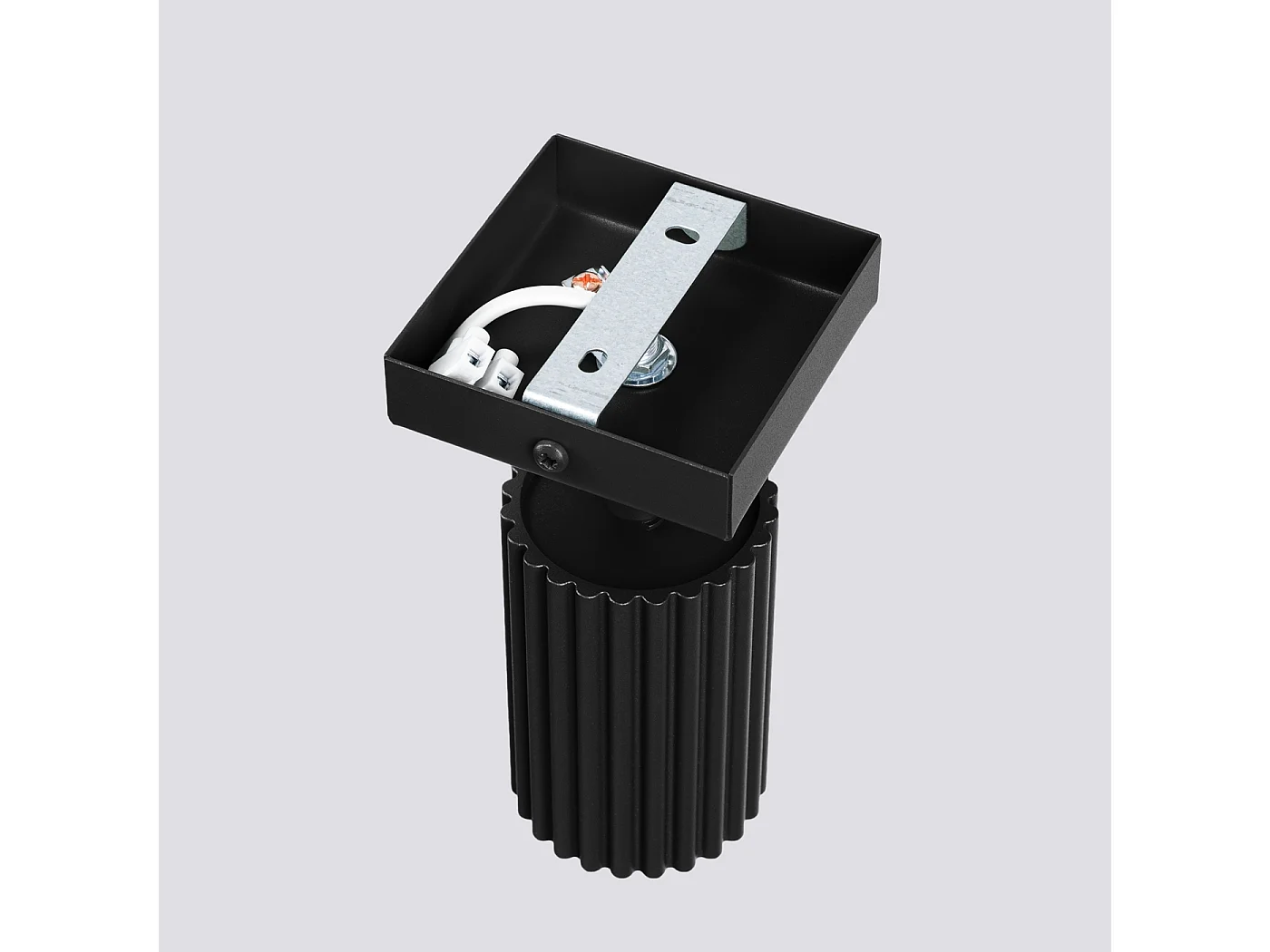 Wandlamp KARBON minimalistisch van  - 1 lichtbronnen - L.8 x H.8 cm - zwart