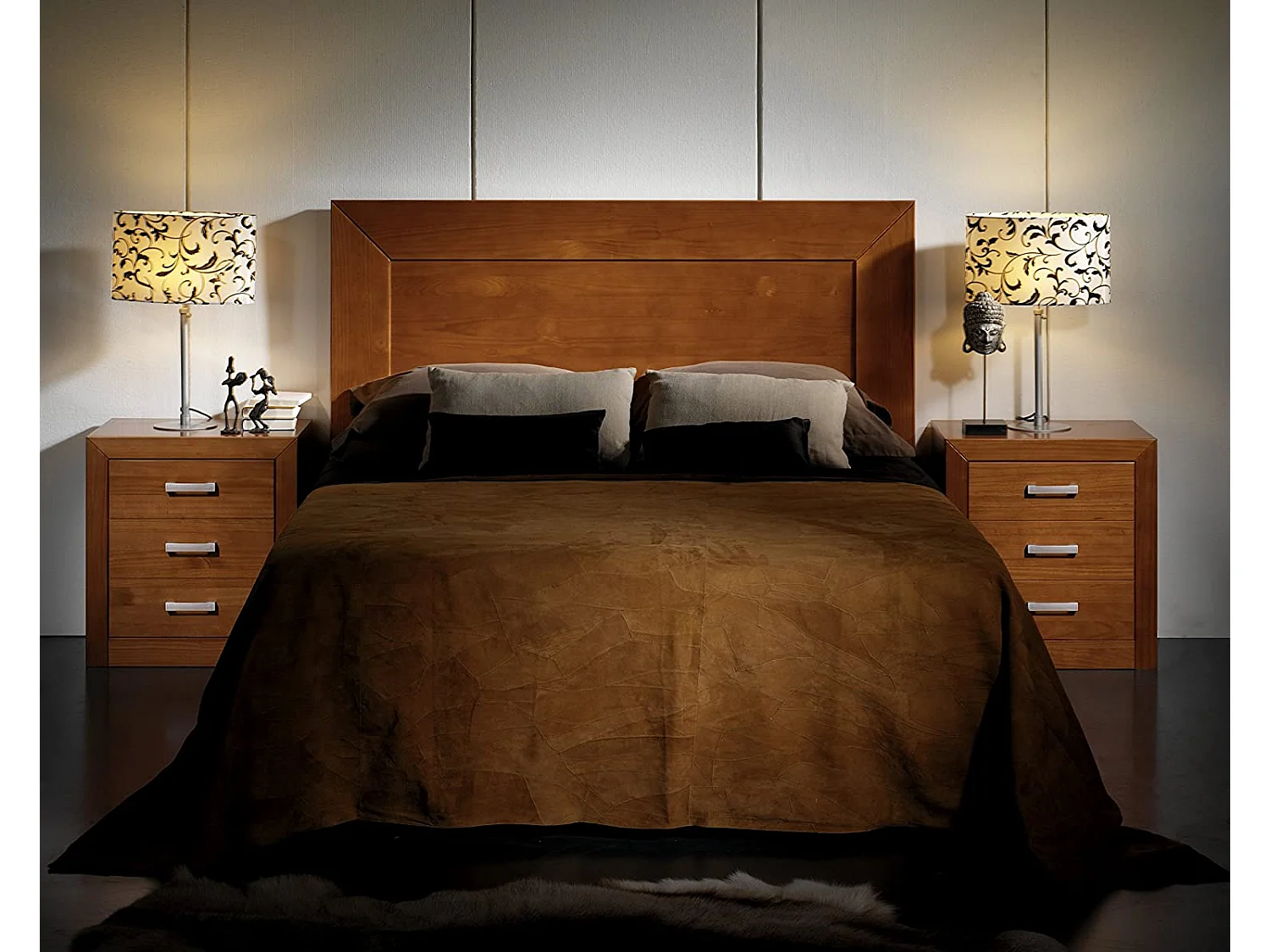 Table de chevet / table de nuit à 3 tiroirs en pin massif coloris Cerisier - L. 50 x P. 35 x H. 55 cm