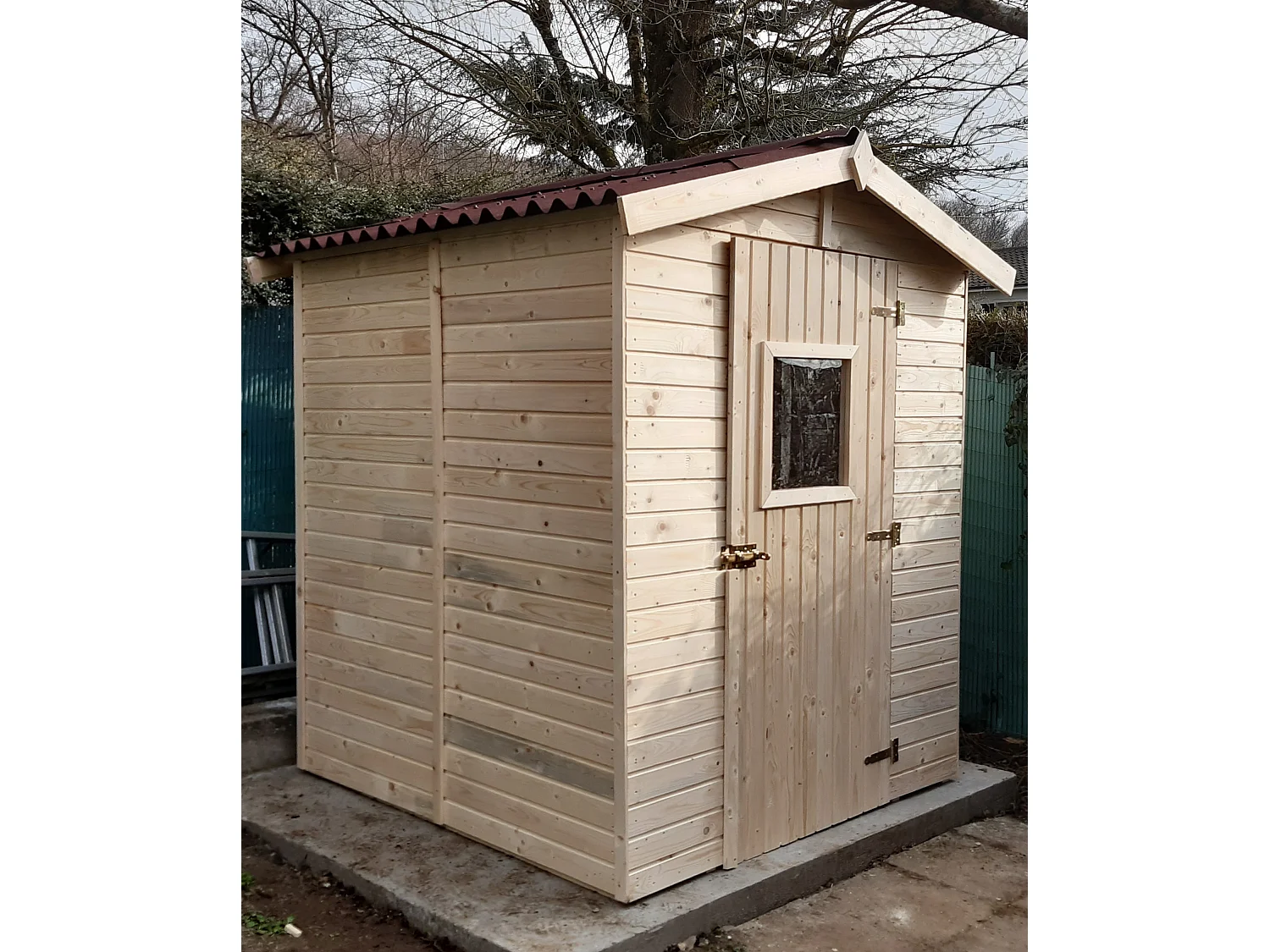 ABP6-Abri, Epicéa panneaux 16mm, 1.80 x 1.90m, 3.40m²