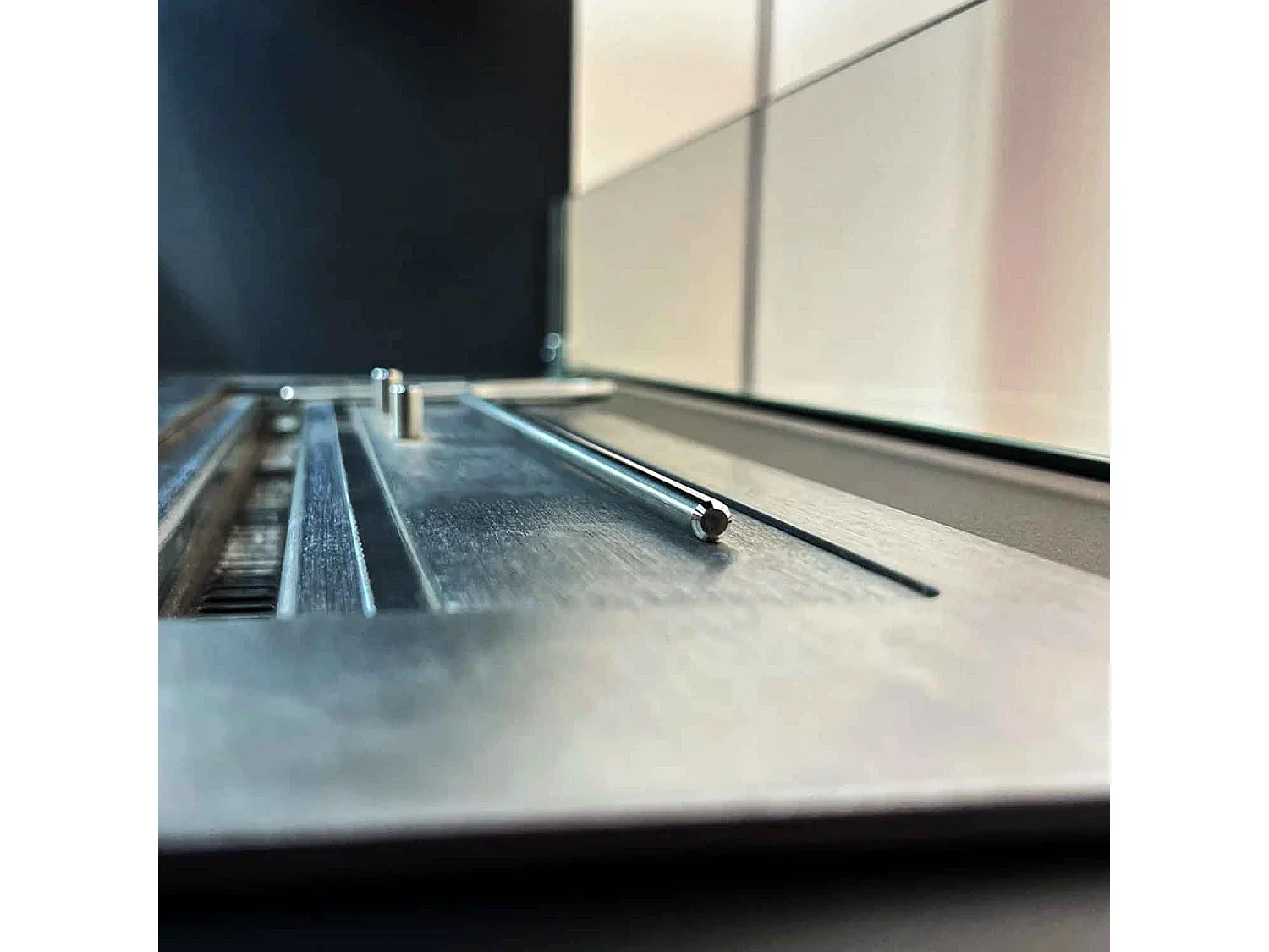 Giotto - Cheminée au bioéthanol de sol 100x30xH70 cm, couleur noir