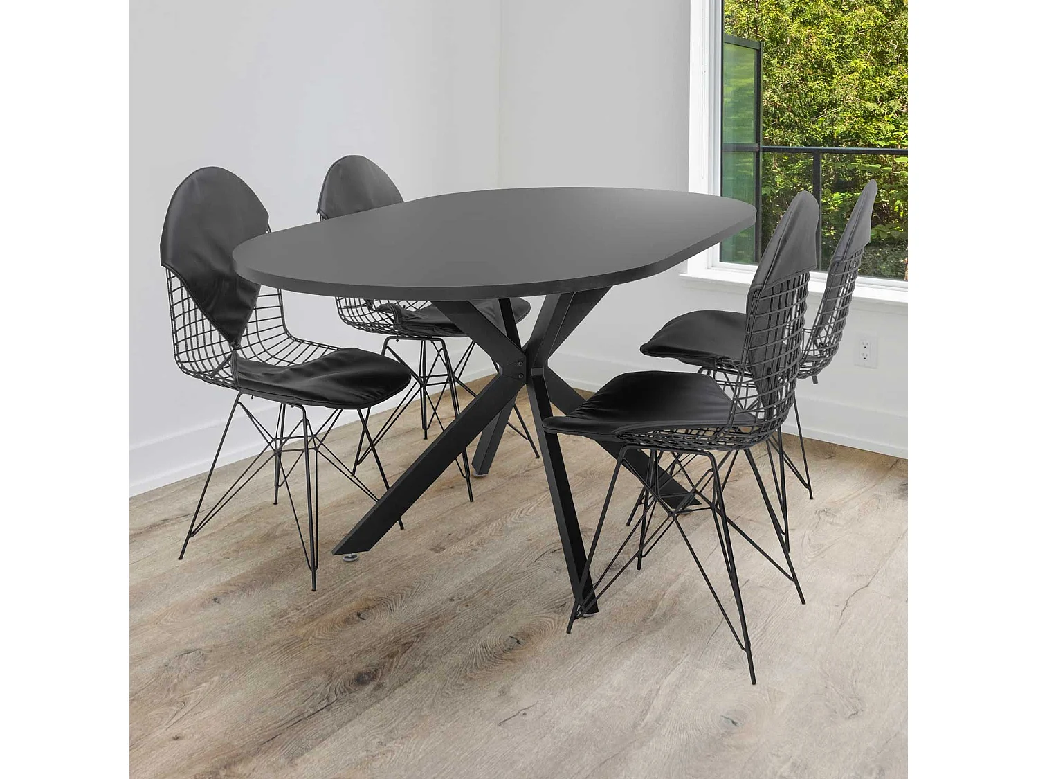 Marui Big - Table à manger ovale en bois et métal avec pied central Kiso 180x100 cm - noir mat