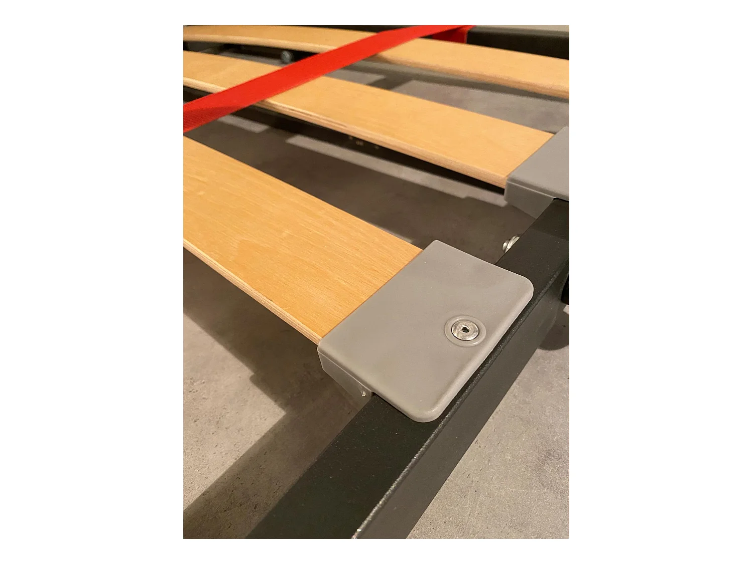 Kando eenpersoonsbed met slaapbank en cementmatras, grijs