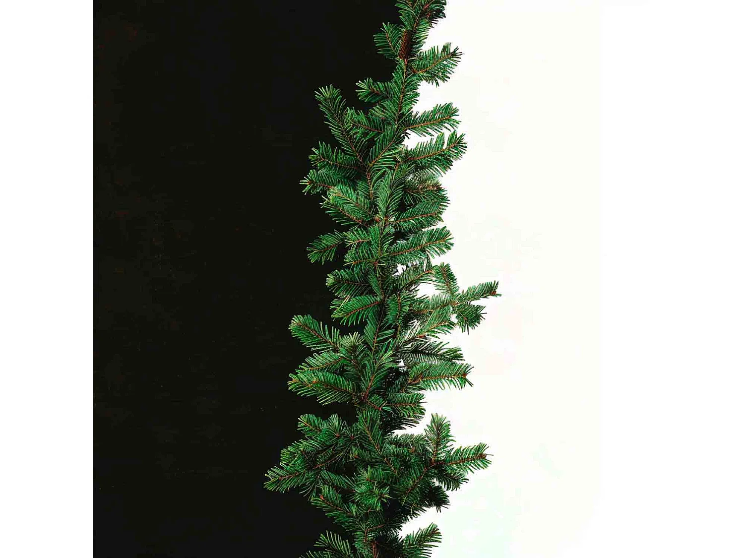 Kosmos - Guirnalda artificial de rama de pino Ø 30x274 cm, 220 ramas