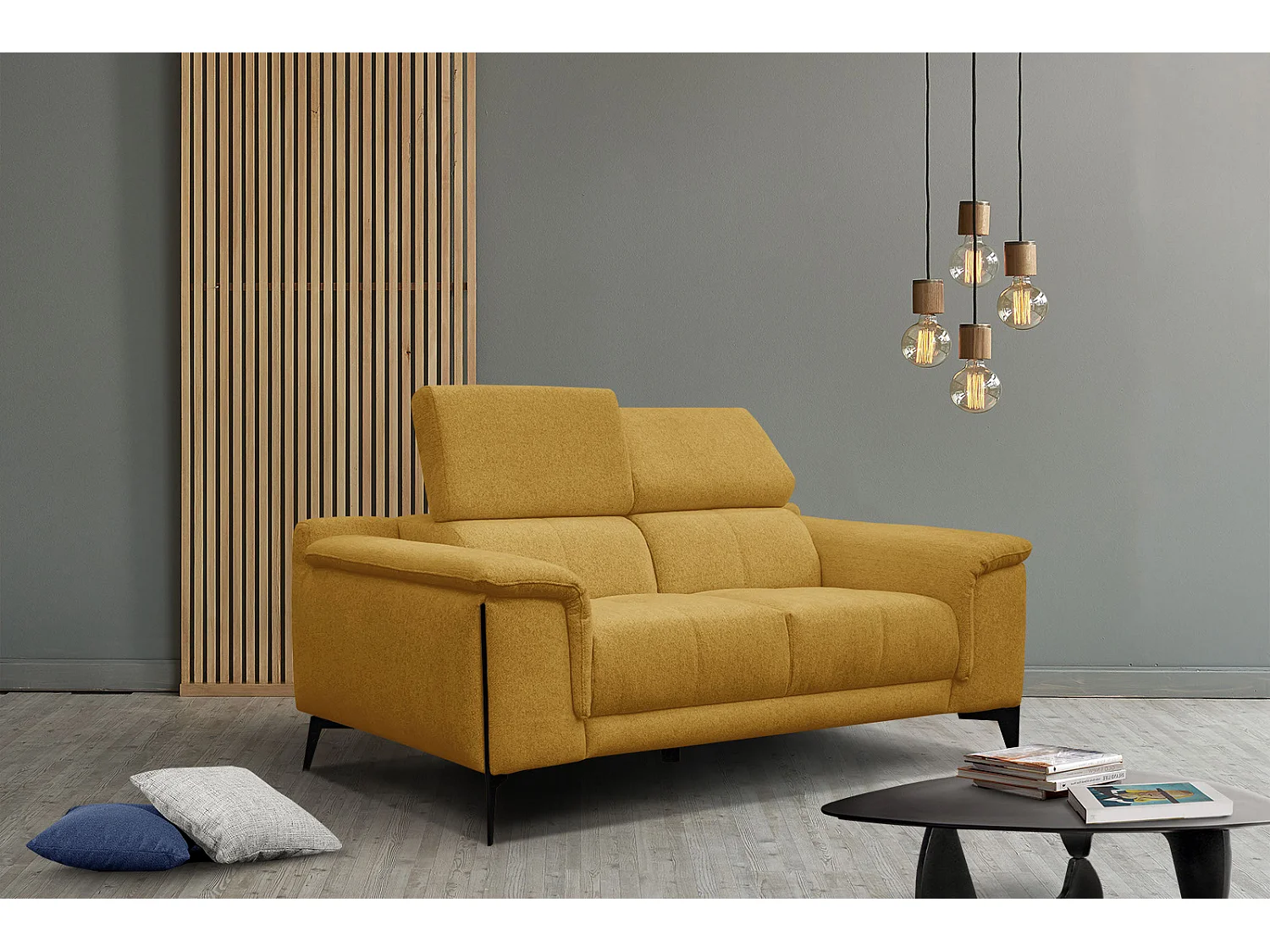MATERA Sofa 2-Sitzer mit verstellbare Kopfstützen, senfgelb