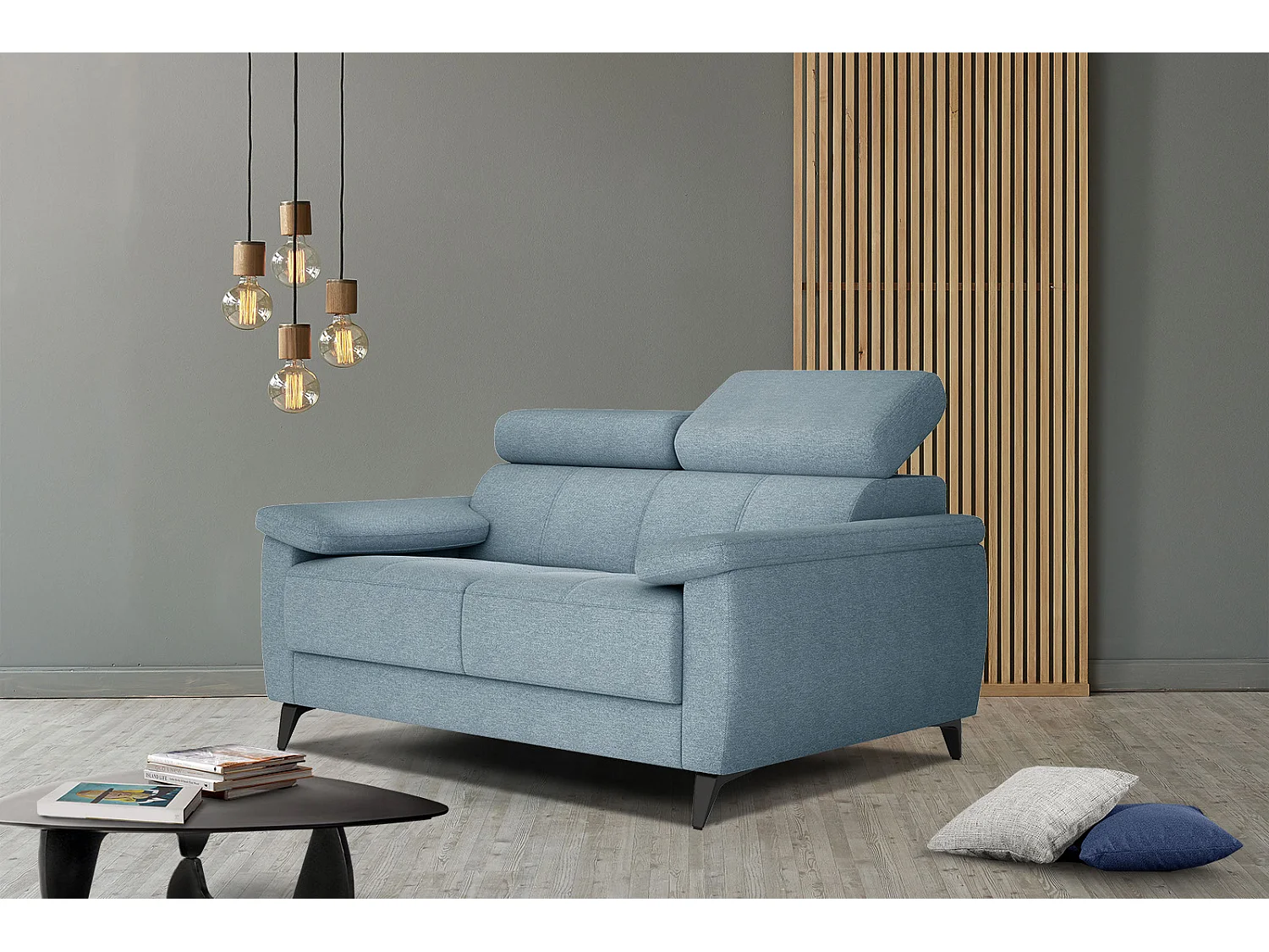 TAUNUS Sofa 2-Sitzer mit verstellbare Kopfstützen, hellblau