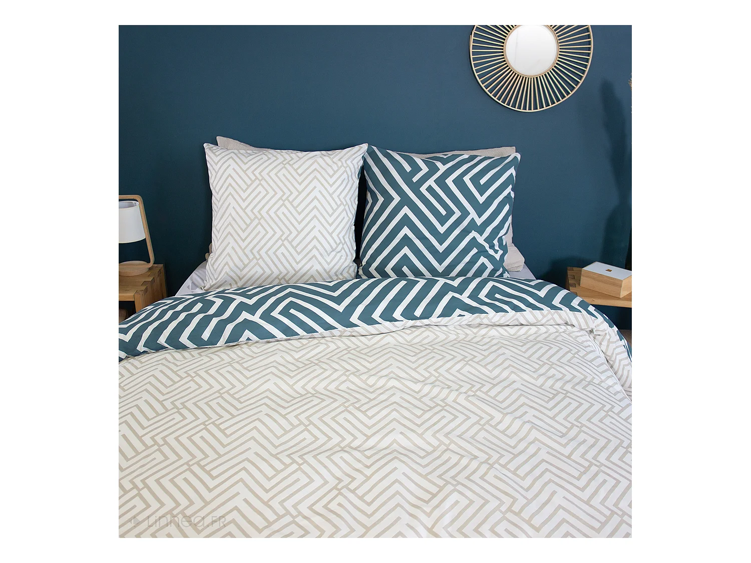 Parure de lit 240x220 cm pur coton PHOSY motif géométrique bleu 3 pièces