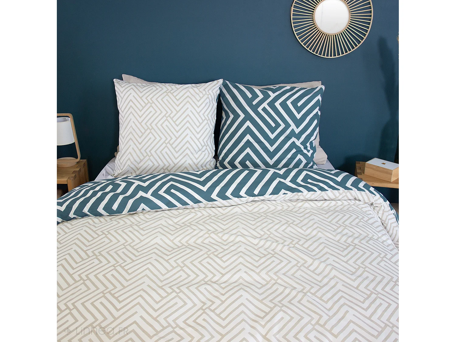 Parure de lit 240x220 cm pur coton PHOSY motif géométrique bleu 3 pièces