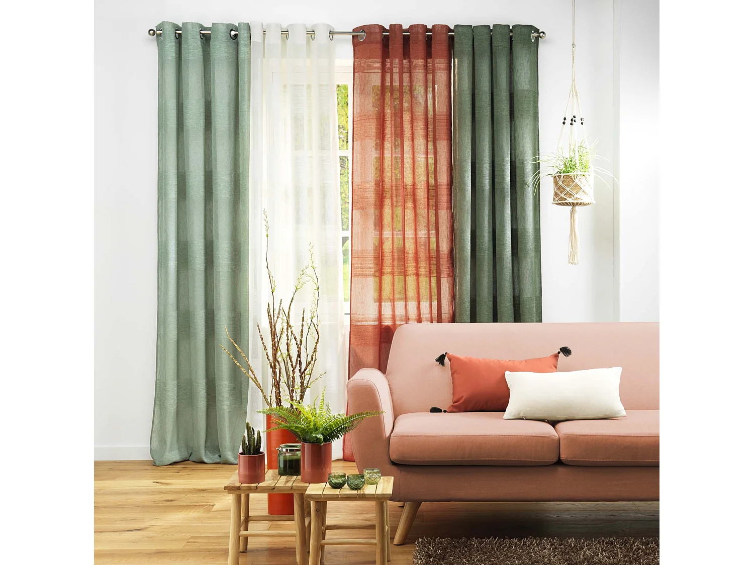 Visillo a rayas con efecto lino tejido en hilos de chenilla