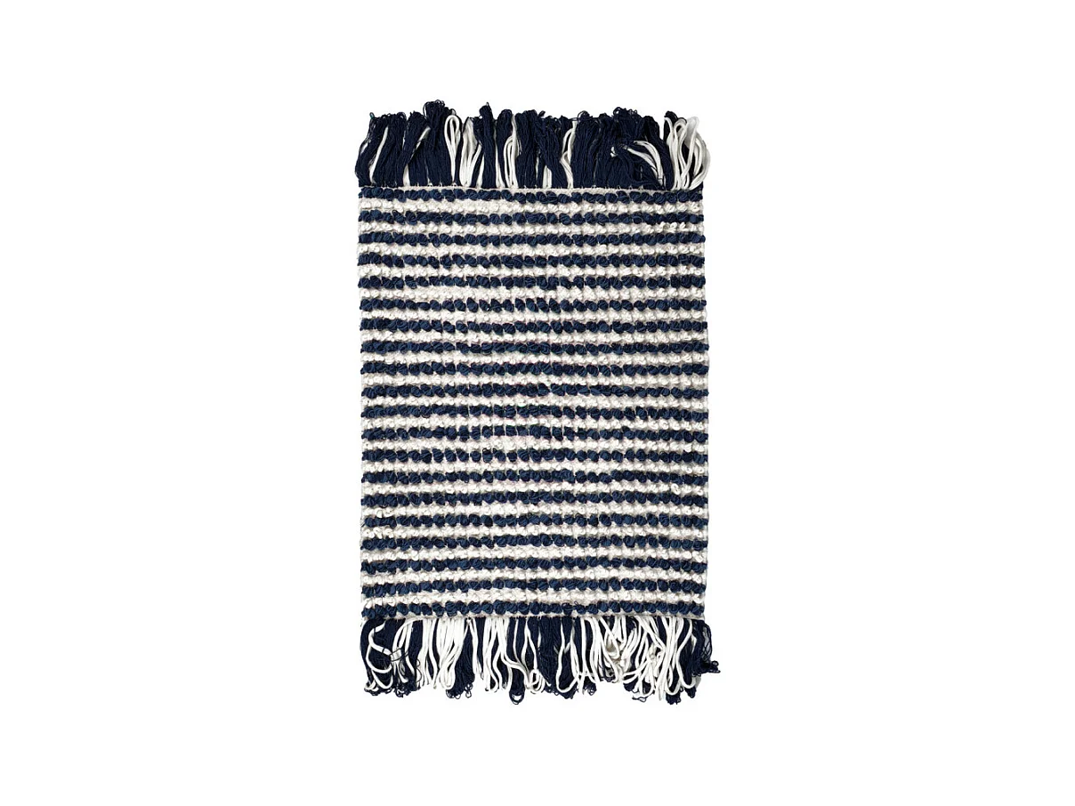 Tapis 60 x 80 cm texturé bleu marine et blanc avec franges – SOHO