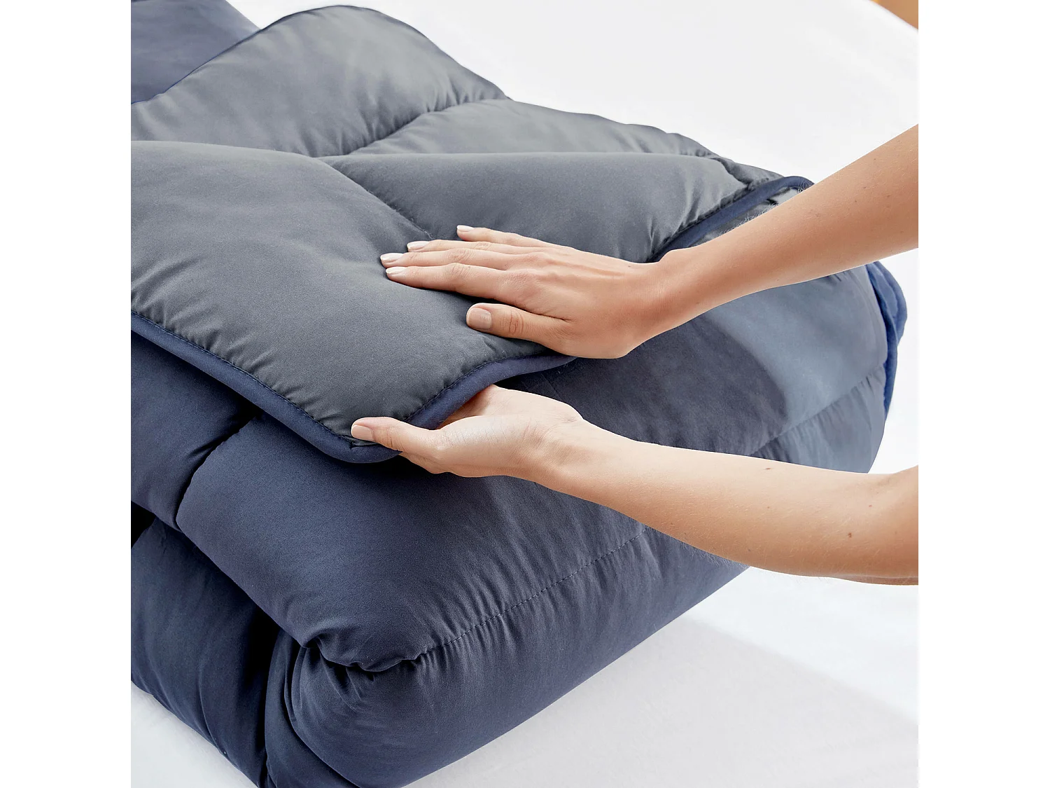 Tweekleurig vezeldekbed 400 g voor de winter grijs