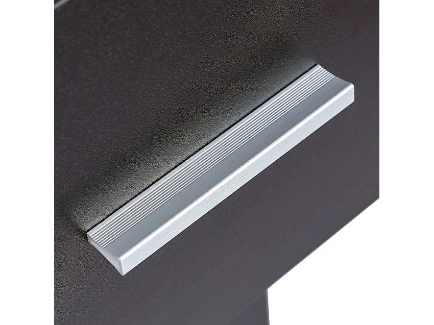 Escritorio de despacho y oficina moderno y compacto color negro con puerta y cajón Lythes Dark