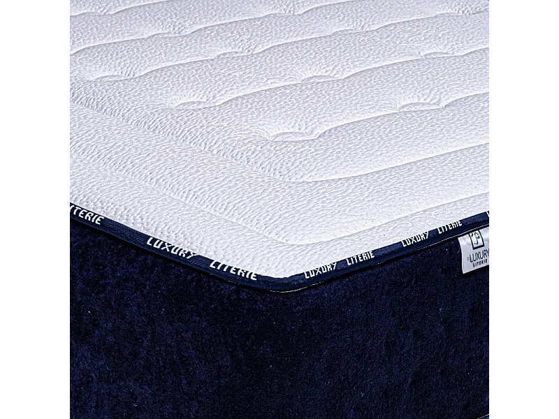 Matelas Nuage (24cm), mi-ferme, mousse haute densité, indépendance du couchage, face été/hiver, 140x190cm