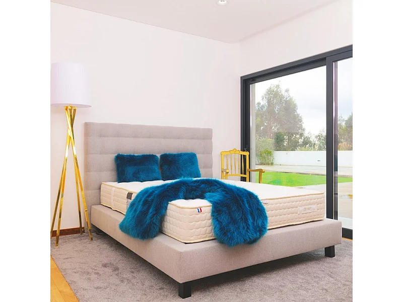 Matelas Sublime, 20cm, mousse haute densité, indépendance du couchage, face été/hiver, 160x200cm