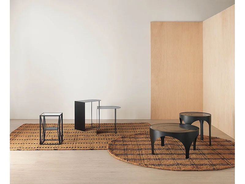 Table basse avec plateau en verre métallique noir