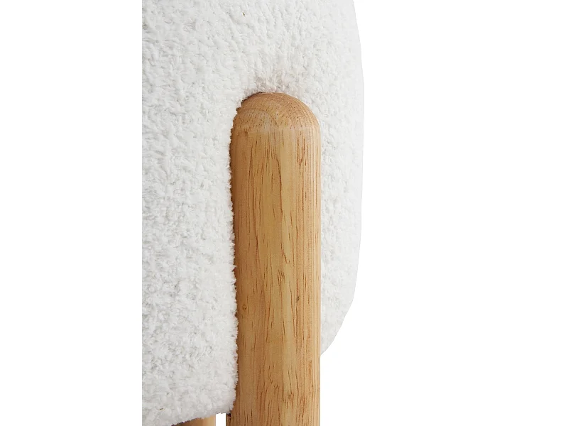 Pouf rembourré en bouclé blanc avec structure et pieds en bois de pin naturel