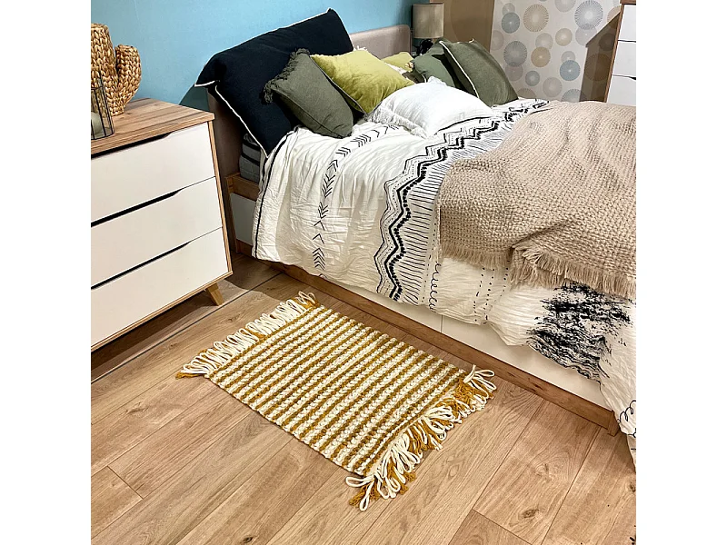 Tapis 60 x 80 cm texturé jaune moutarde et blanc avec franges – SOHO
