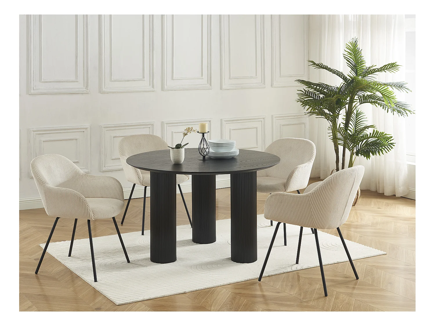 Set van 6 stoelen met armleuningen van ribfluweel en zwart metaal - Beige - MARENZIA