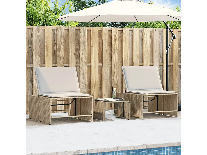 Set di 2 sedie a sdraio con tavolo in resina intrecciata beige