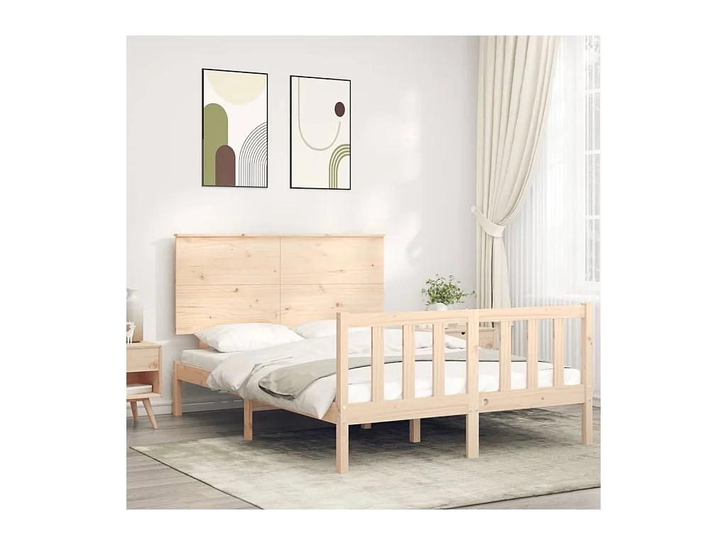 Massivholzbett mit Kopfteil