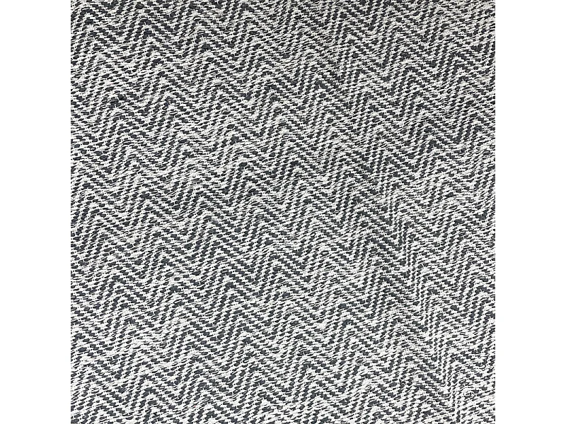 Tapis 140 x 200 cm en coton brodé de motifs chevrons gris clair – GLOW