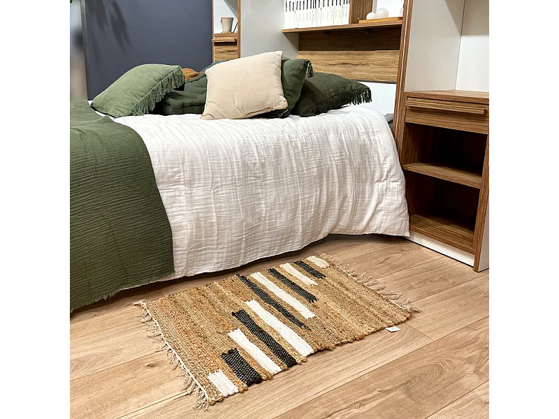 Tapis 50 x 70 cm tressé en jute avec motifs noir et blanc – DUNE