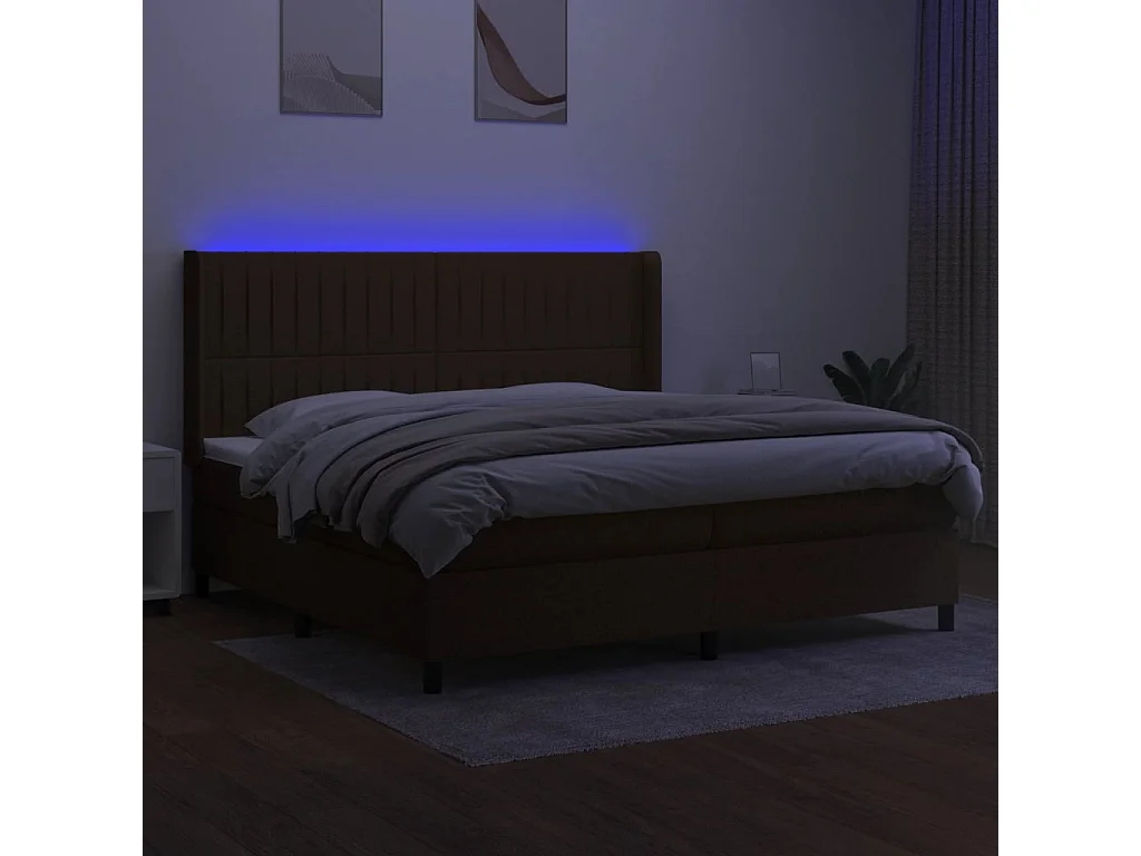 Letto a Molle Materasso e LED Marronescuro 200x200cm in Tessuto