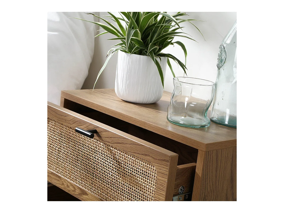 Comodino a 2 cassetti con frontali in rattan e gambe in legno decorativo L45 cm - ALIA