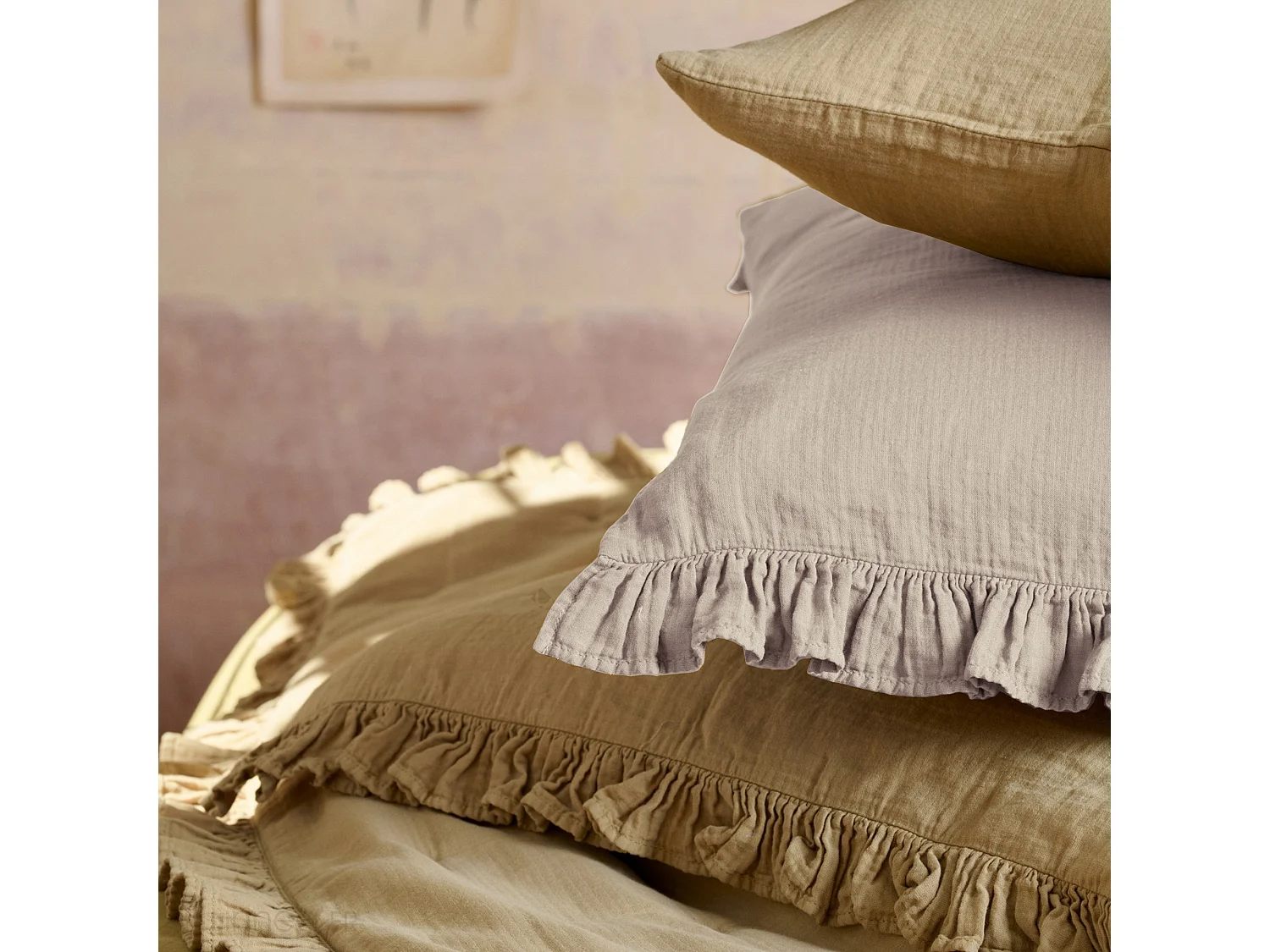 Housse de coussin en mousseline de coton volant central 45x45 cm cm ELZA beige ficelle
