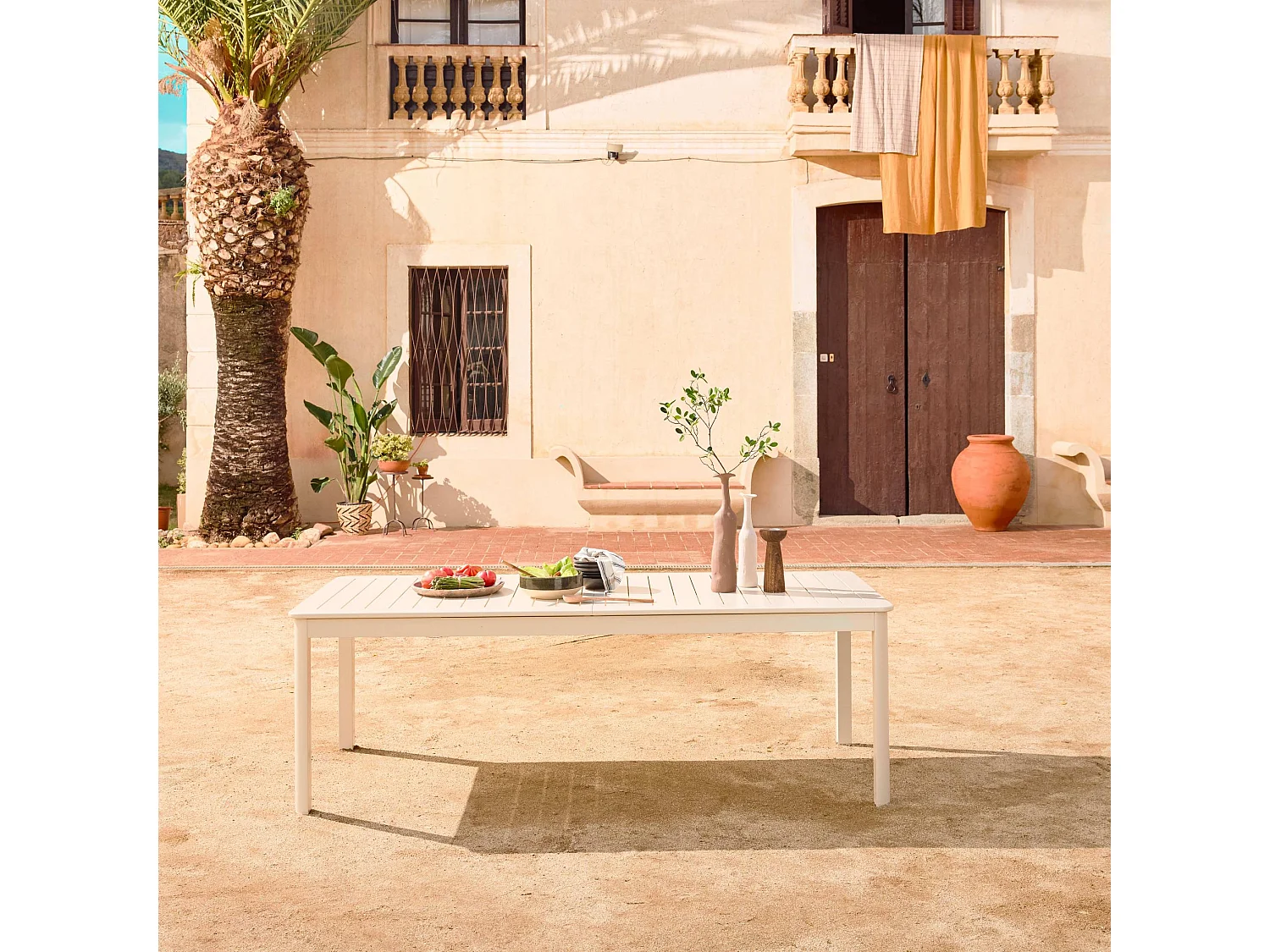 Mesa de jardín extensible de aluminio de 10 plazas beige