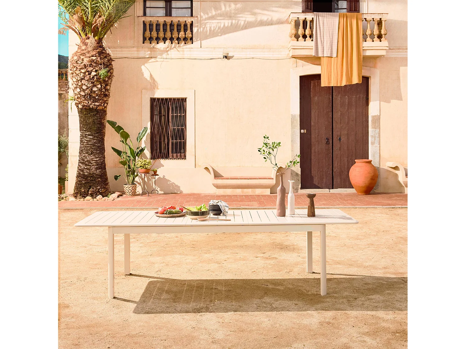 Mesa de jardín extensible de aluminio de 10 plazas beige