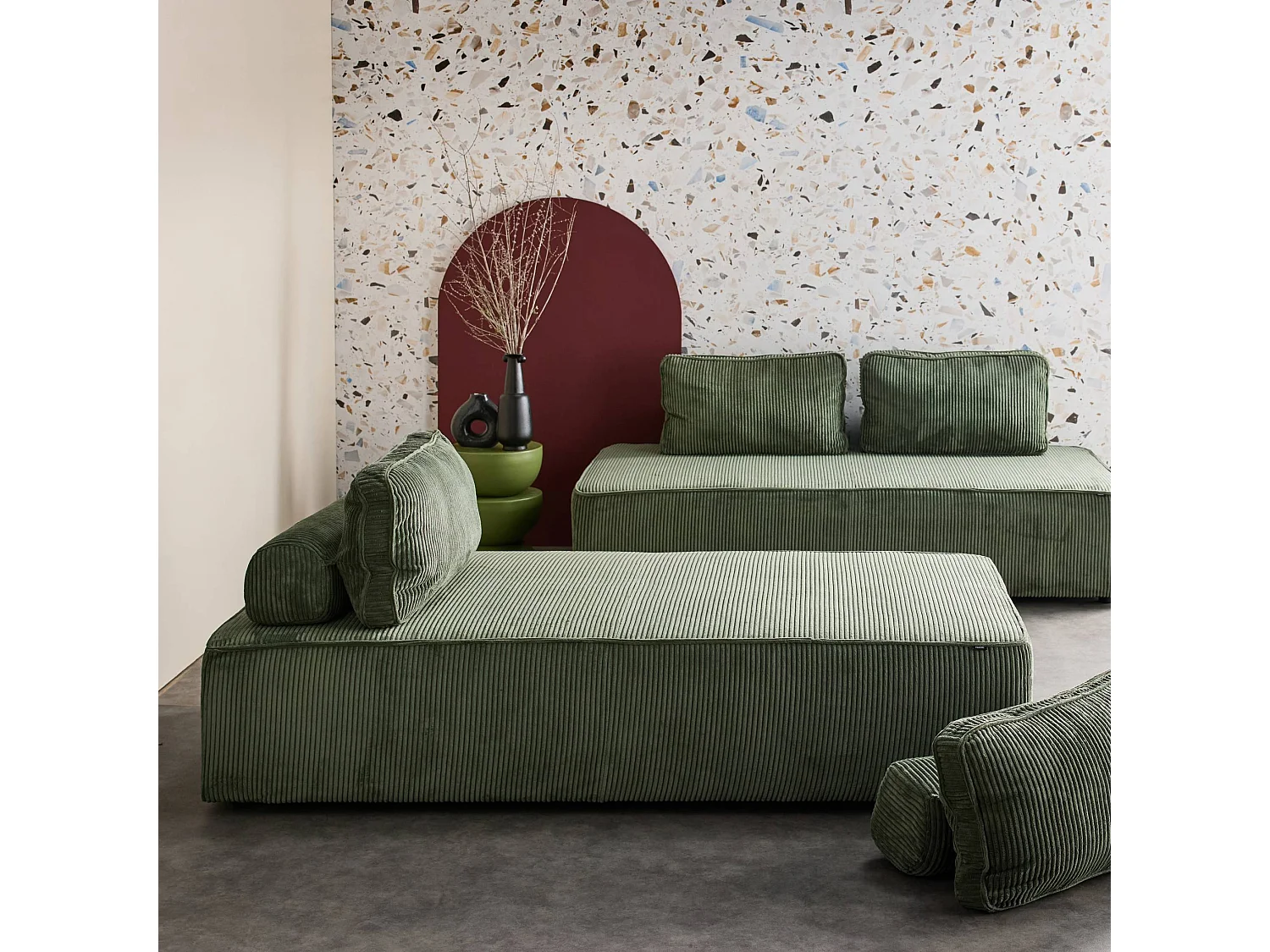 Lot de 2 chauffeuses LAO 2 places pour canapé modulable velours côtelé vert. L 180 x P 90 x H 78cm