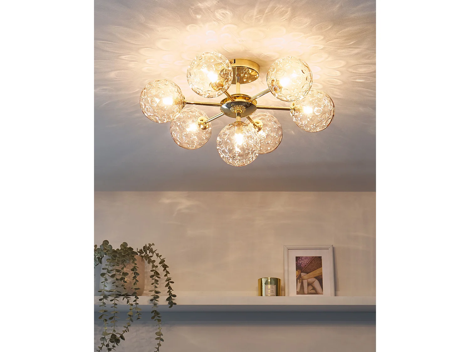 Deckenleuchte mit Kugel Glasschirmen beige / gold glamourös 7-flammig Anadyr