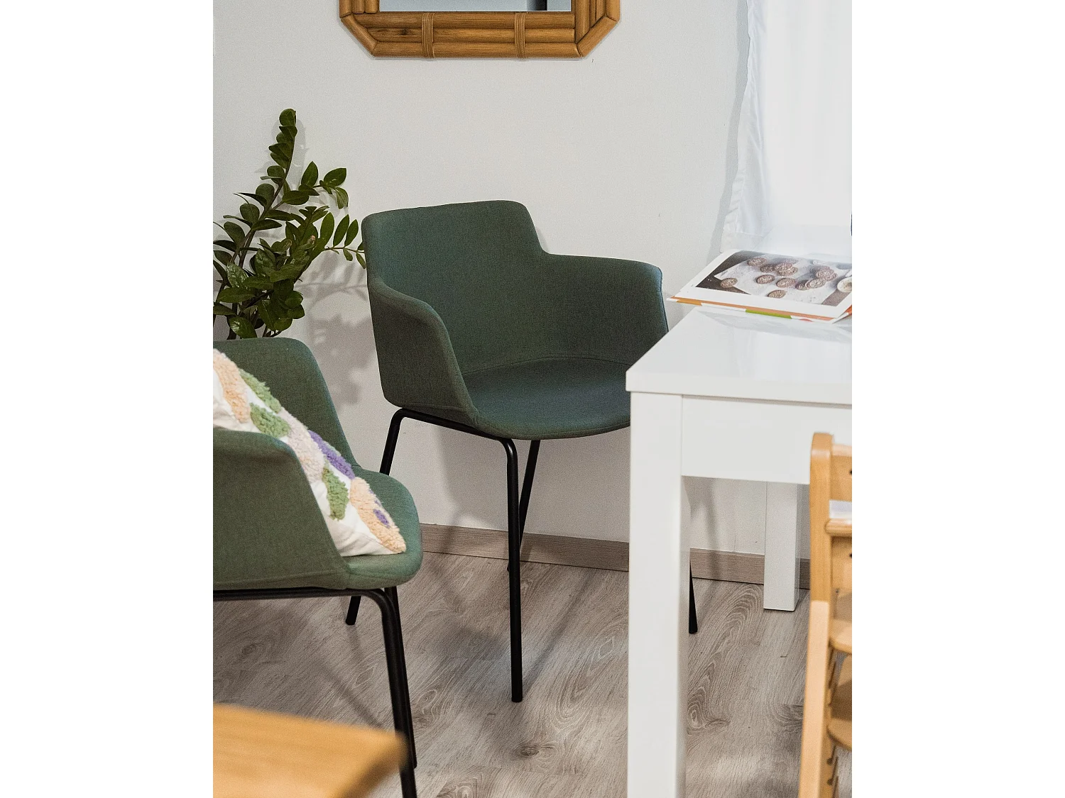 Lot de 2 chaises de salle à manger BELFIELD Vert