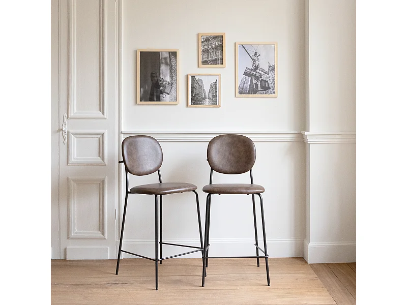 Set van 2 EDMOND bruine barkrukken van imitatieleer