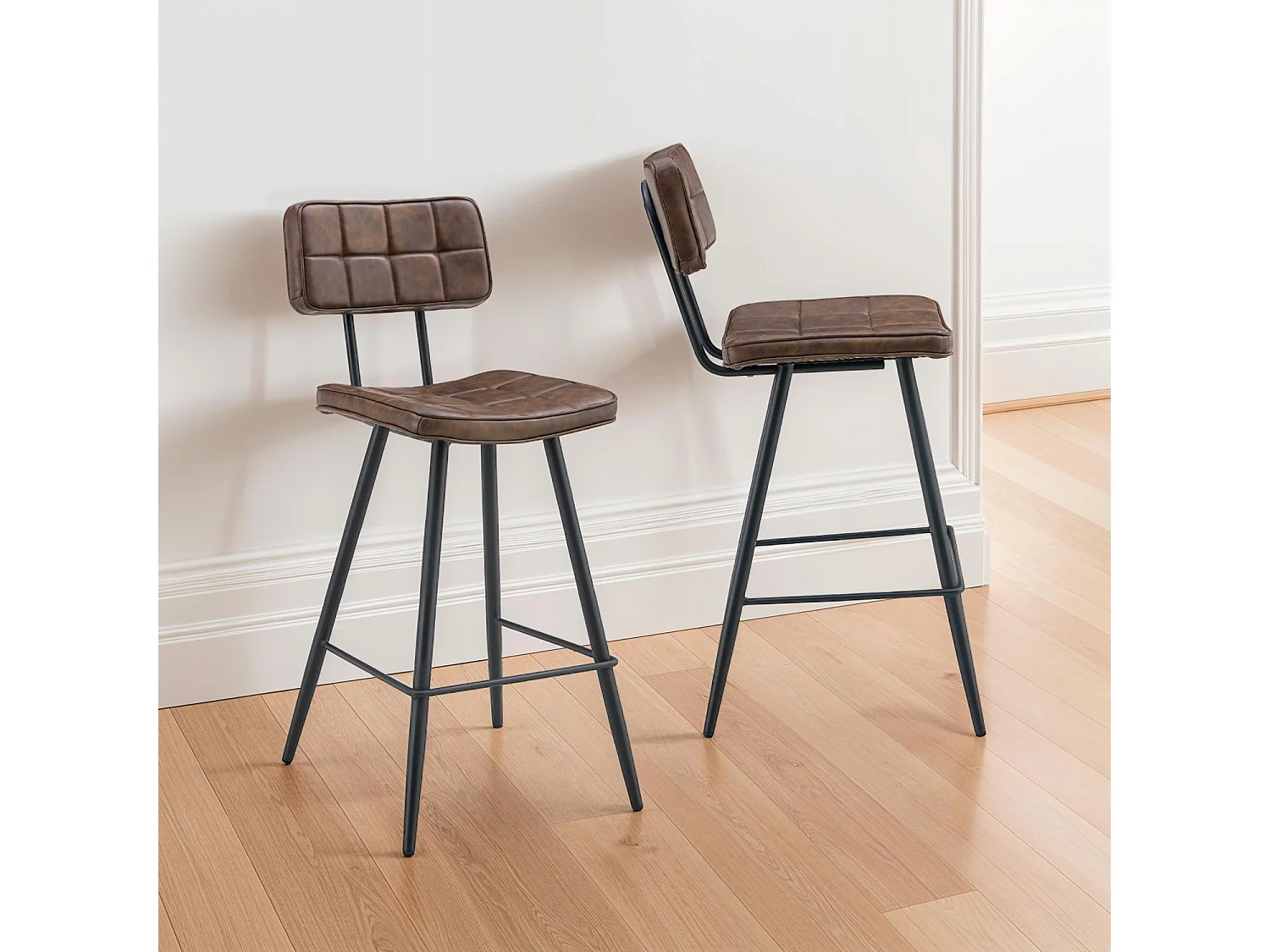 Lot de 2 tabourets de bar en simili marron FERNAND - HAPPY GARDEN