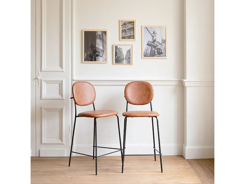 Lot de 2 tabourets de bar en simili cognac EDMOND - HAPPY GARDEN