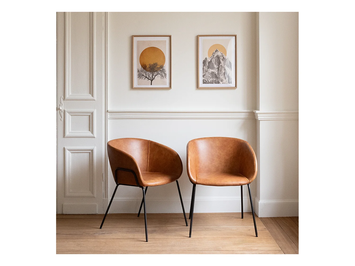 Lot de 2 chaises en simili cognac ANDRÉ - HAPPY GARDEN