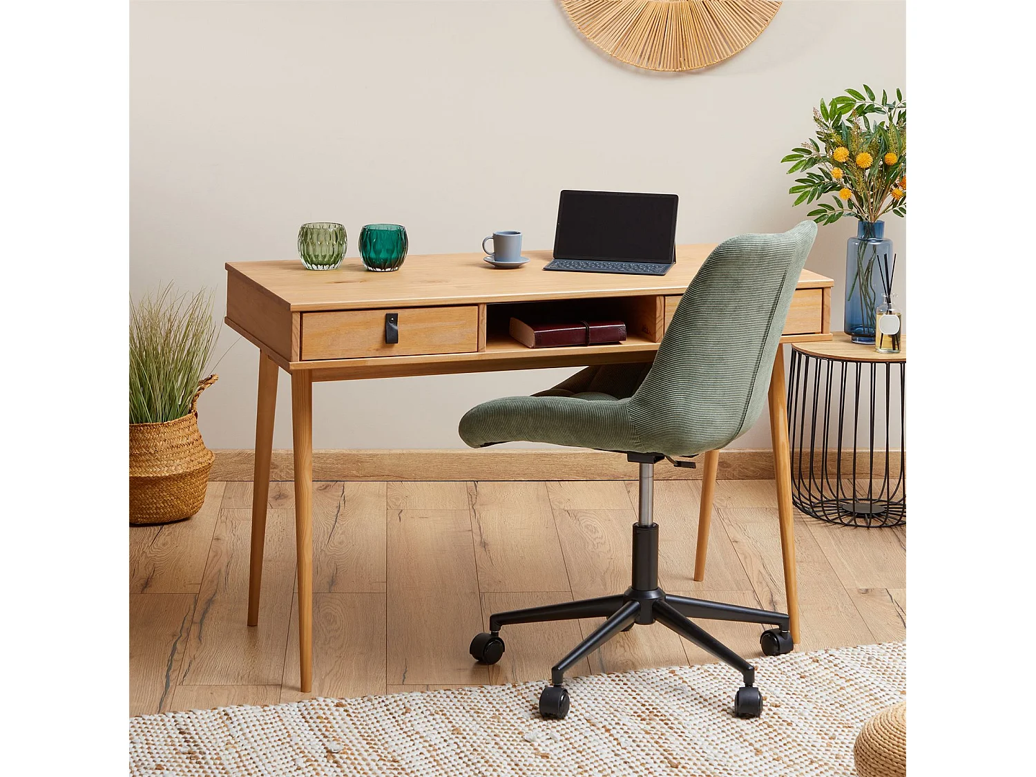 Bureau KIM en pin massif avec 2 tiroirs et 1 niche lasuré brun