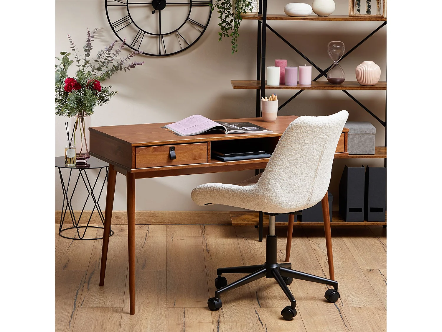 Bureau KIM en pin massif avec 2 tiroirs et 1 niche lasuré brun foncé